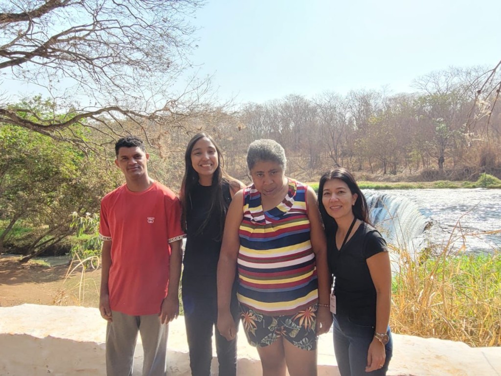 ENRIQUECENDO VIDAS E FORTALECENDO LAÇOS